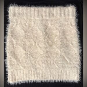 Glamorous Winter White Off White Eyelash Knit Skirt Medium Weight Knit Size 10